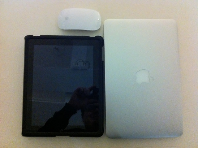 Ipad Vs Macbook Air 11