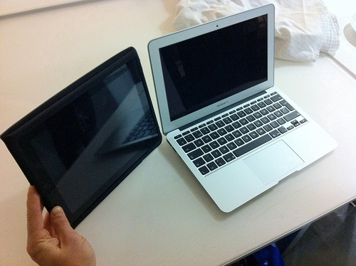 Ipad Vs Macbook Pro Vs Macbook Air