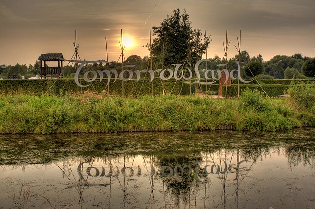 Tomorrowland Logo